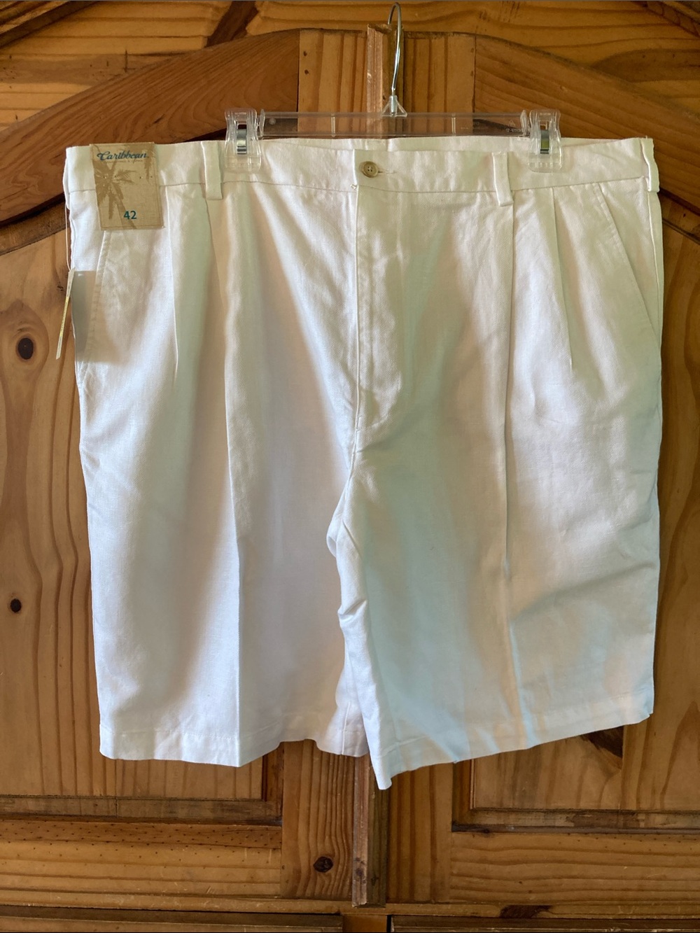 Men’s Caribbean white linen blend chino shorts size 42 - NWT